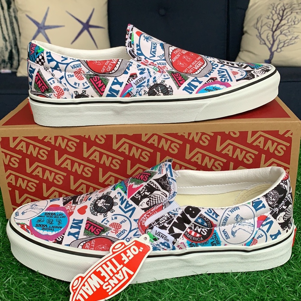 VANS Men’s CLASSIC SLIP-ON VANS MASH UP STICKERS/TRWHT Sneakers - Picture 4 of 16